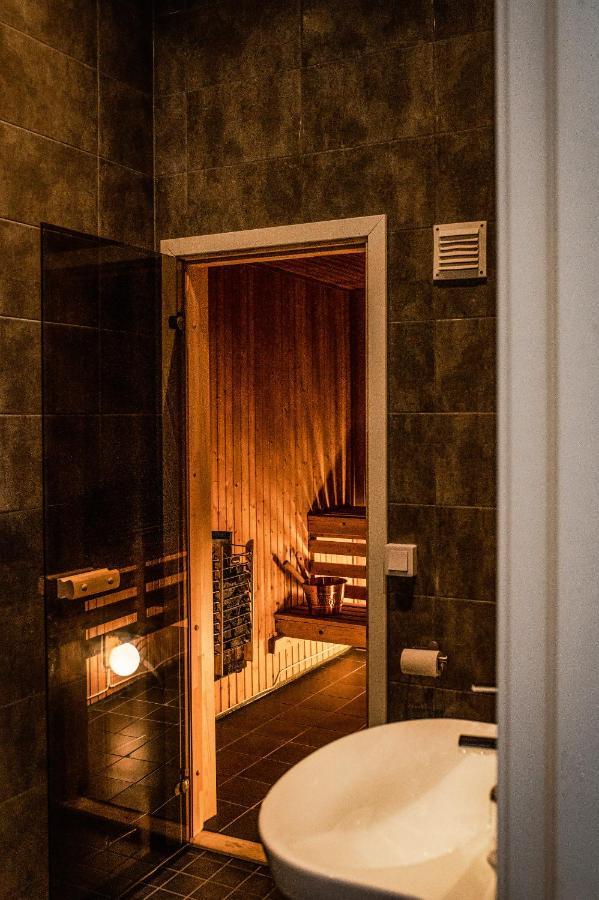 Hotell Carl Friman Motala Bagian luar foto
